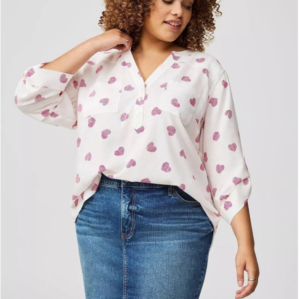 Torrid Heart Print Blouse ❤️✨ New With Tags - Picture 2 of 6